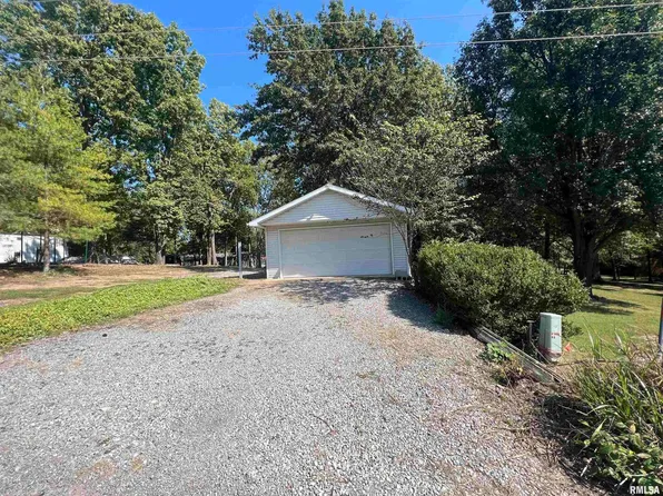 110 John Able Dr, Goreville, IL 62939