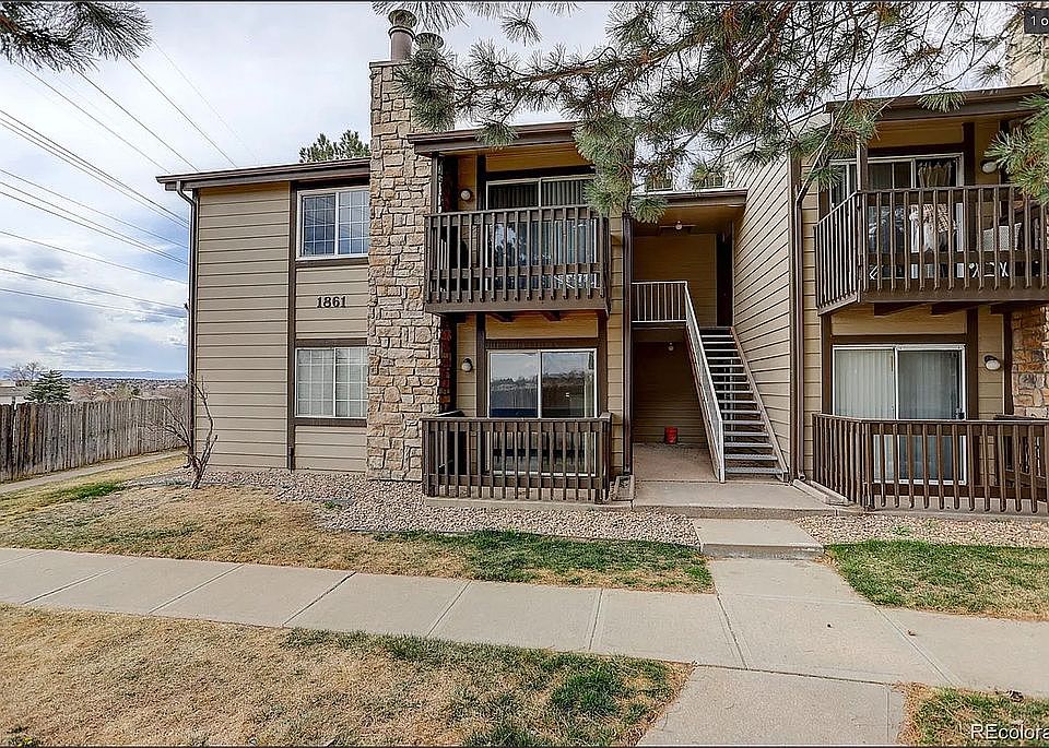 Downstairs, end unit