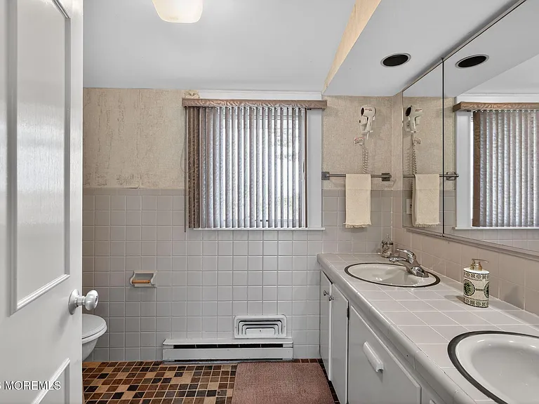 1521 Ocean Ave — Photo 26
