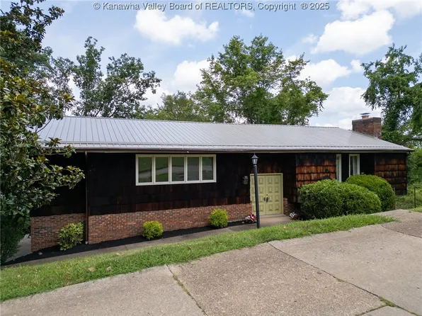 5300 Morning Dove Ln, Charleston, WV 25313