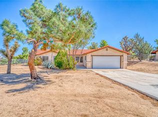 8693 Palomar Ave, Yucca Valley, CA 92284