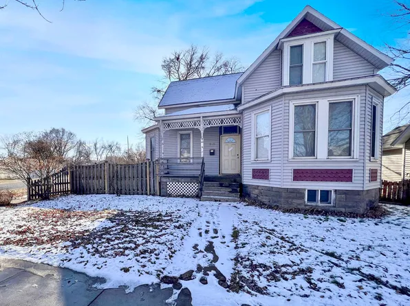 503 Terrace Ave, Marinette, WI 54143