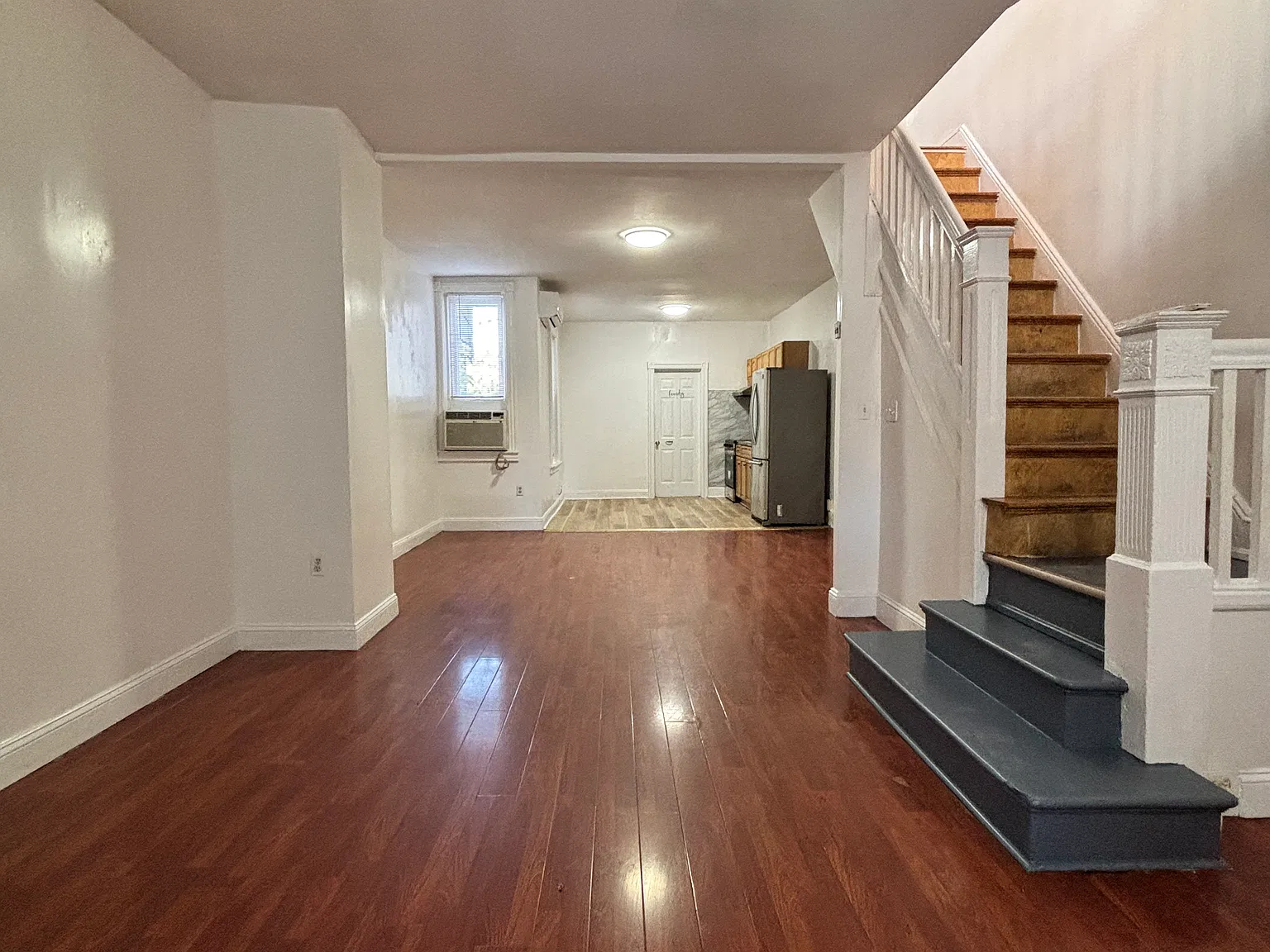 3 bed, 1178 sqft, $1,400 — Photo 1