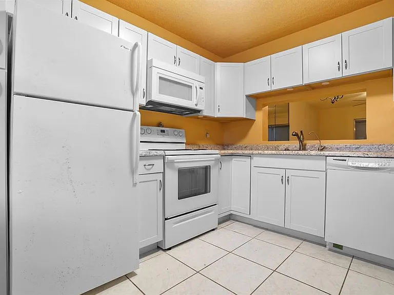 3071 Holiday Springs Blvd #102 — Photo 3