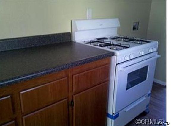 4th image of 1231 W Gardena Blvd