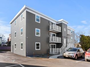 8 Lafayette Park APT 2, Lynn, MA 01902
