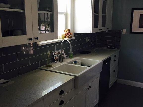 FULLY REMODELED KITCHEN