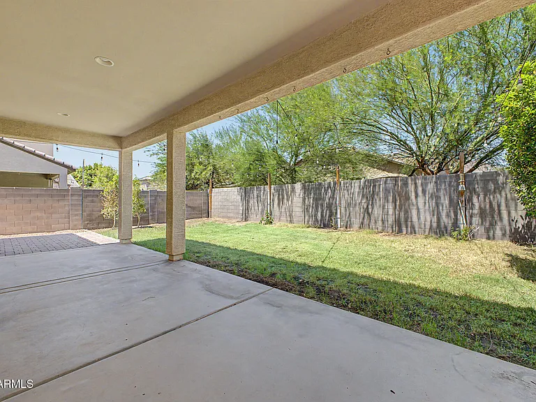 2394 N 212th Dr — Photo 35