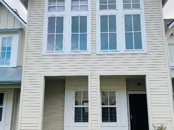 515 G St #1-223, Jacksonville, OR 97530
