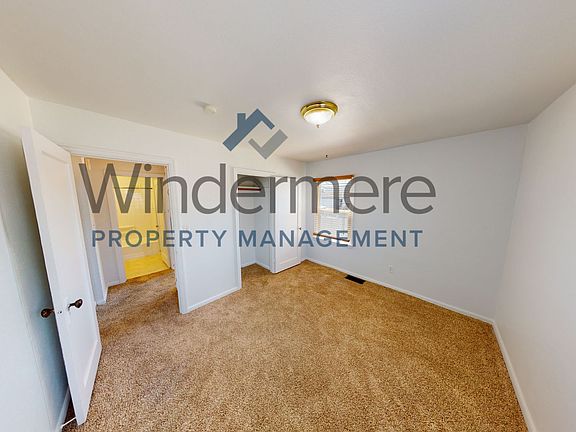 4th image of 1736 Portland Ave