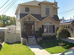 412 Beach Rd, Staten Island, NY 10312