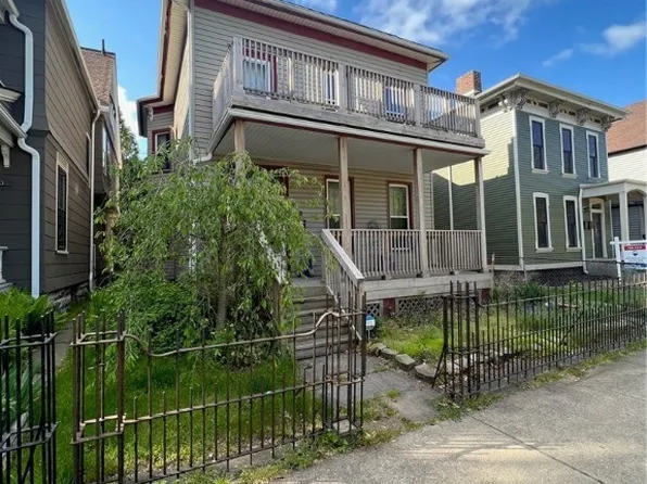 3307 Clinton Ave, Cleveland, OH 44113