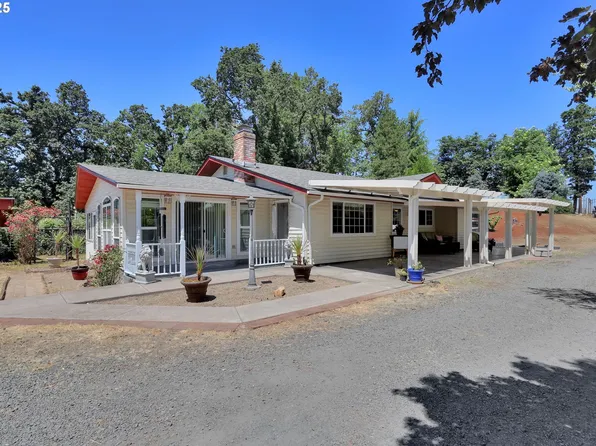 4705 Jasper Rd, Springfield, OR 97478