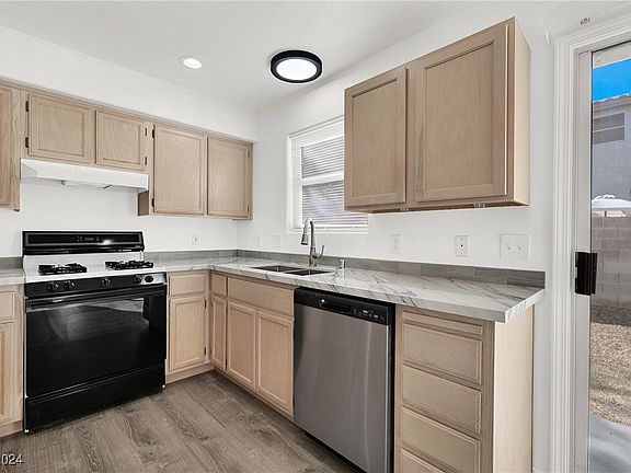 4th image of 7561 Durham Hall Ave Unit 101