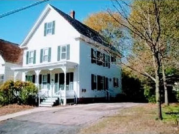 82 Hillside Rd #2, Franklin, MA 02038
