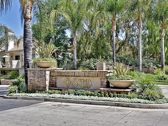 2nd image of 24105 Del Monte Dr Unit 453