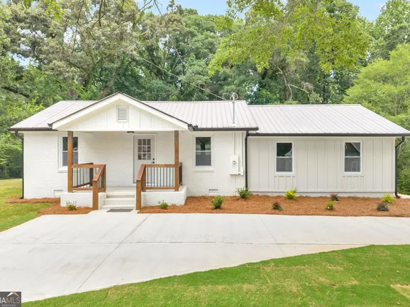 152 Mountain Creek Dr, Pendergrass, GA 30567