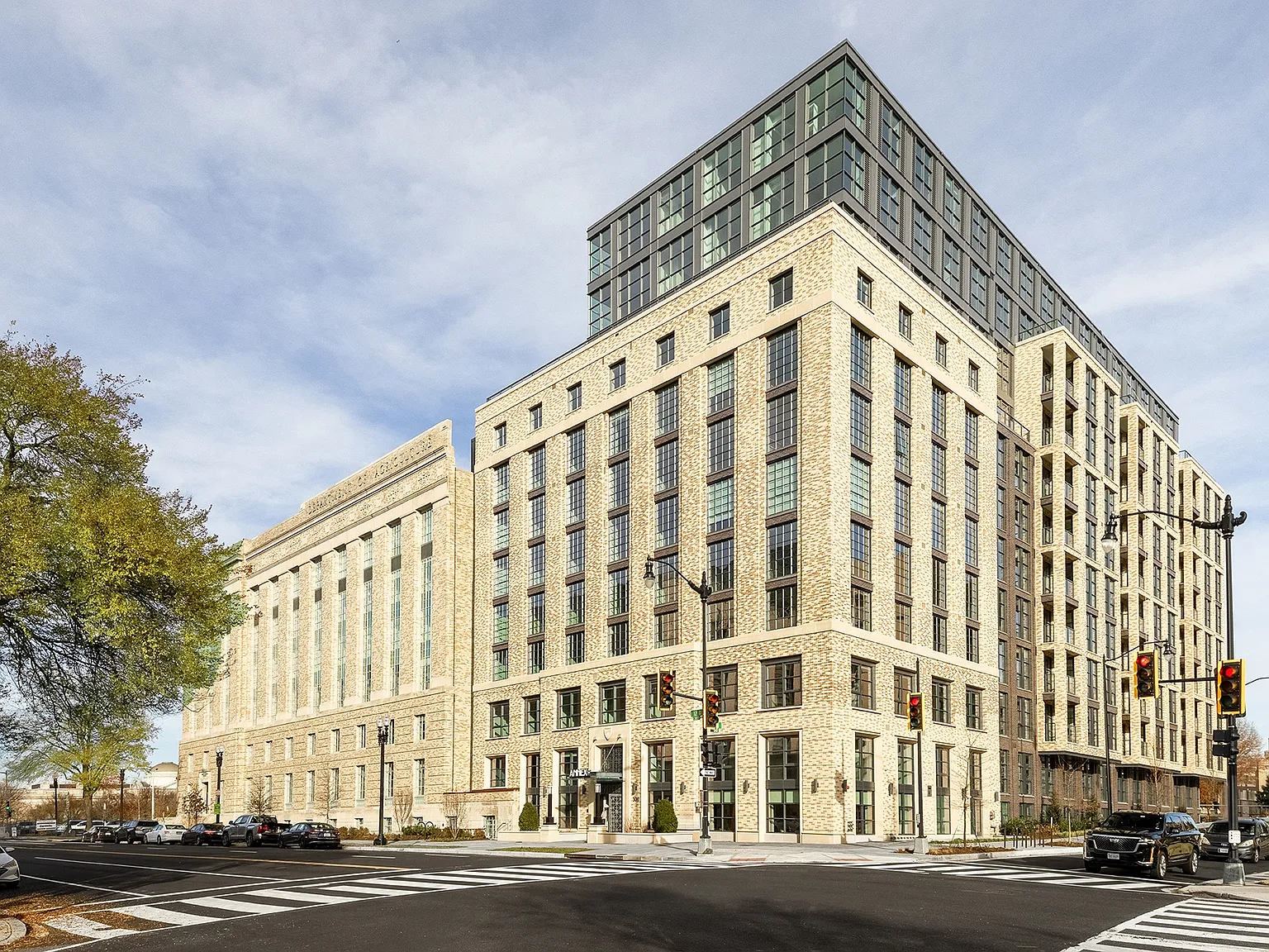 Annex on 12th — Photo 1