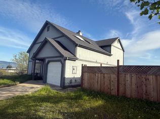 5382 Lancaster Rd, Lakeport, CA 95453