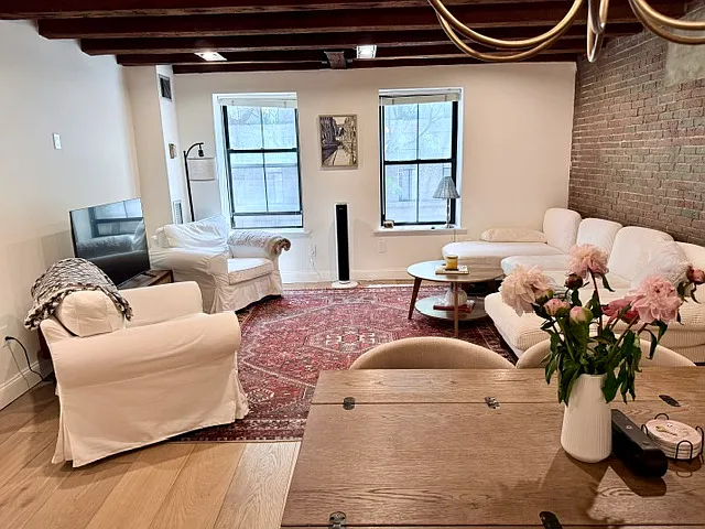 120 Commercial St #3-4 — Photo 4