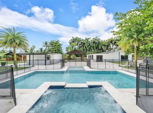 15305 SW 209th Ave, Miami, FL 33187