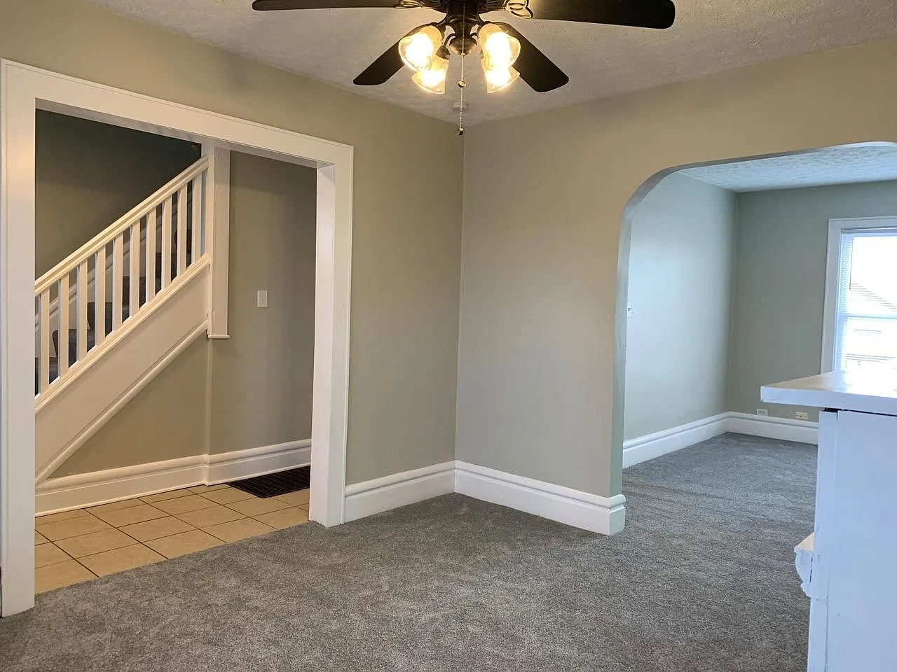 623 E Markison Ave — Photo 4