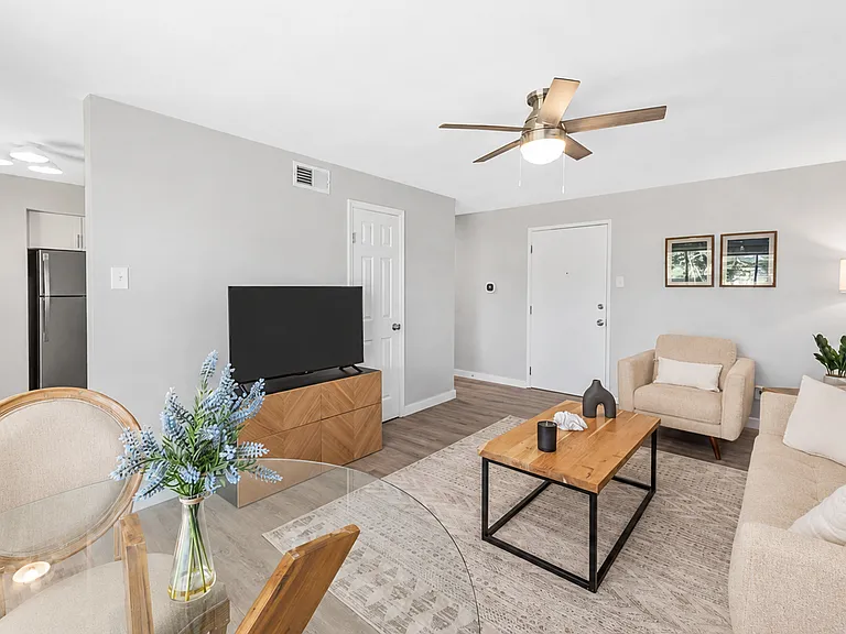 7201 Gravois — Photo 45