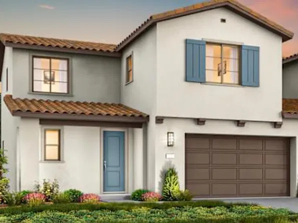 230 Toyon Dr, Hollister, CA 95023