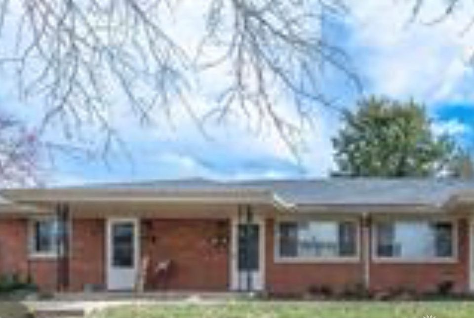 1st image of 3048 Southdale Dr
