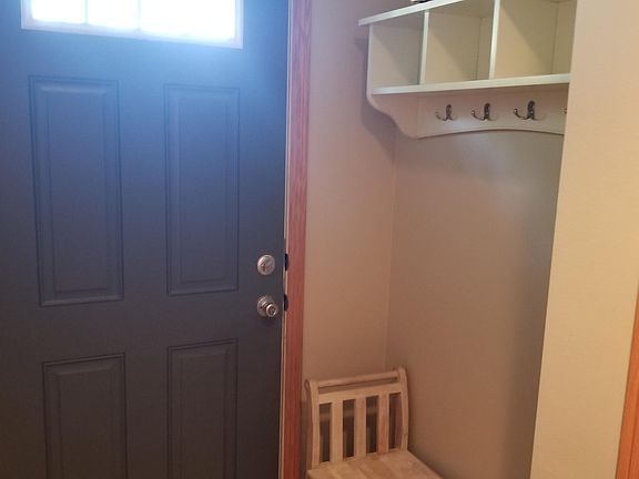 3rd image of 6811 S 181st Ct