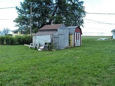 Building Photo 3