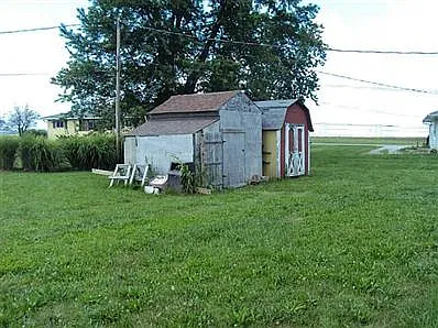 Building Photo 3