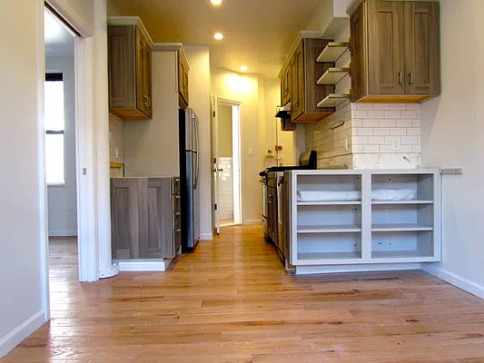 Rented by Landmark Real Estate | media 14