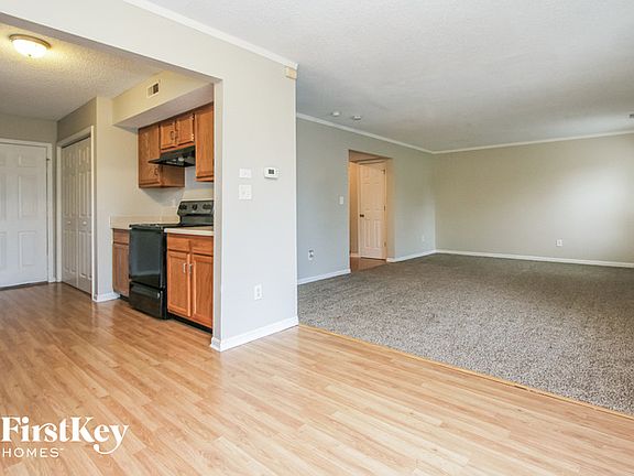 4th image of 8915 Stonewall Dr