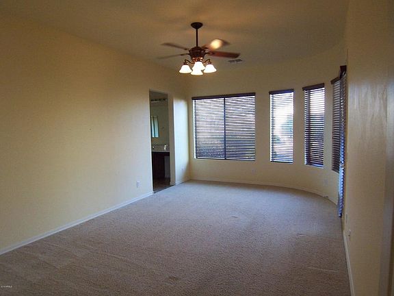 5th image of 42604 W Sandpiper Dr