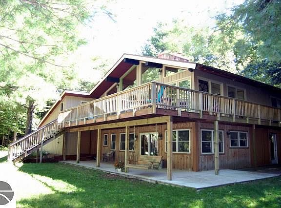 2nd image of 6180 Crystal Bend Dr