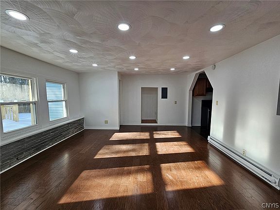 4th image of 344 Brown Rd