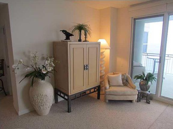 4th image of 8515 Gulf Blvd #19C