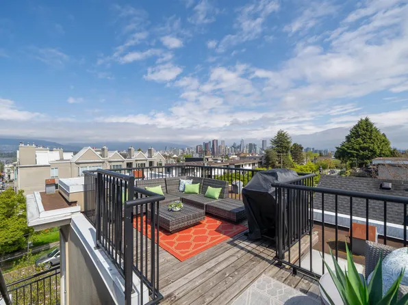 2190 W 5th Ave #206, Vancouver, BC V6K 1S2