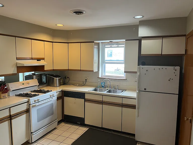 2826 N Lincoln Ave #2 — Photo 10
