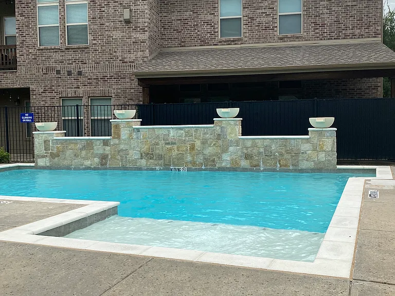 580 Hampshire Dr — Photo 26