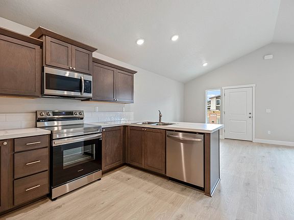 Astoria Kitchen