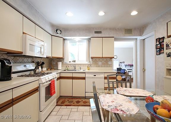 4th image of 3246 Bellwood Ln