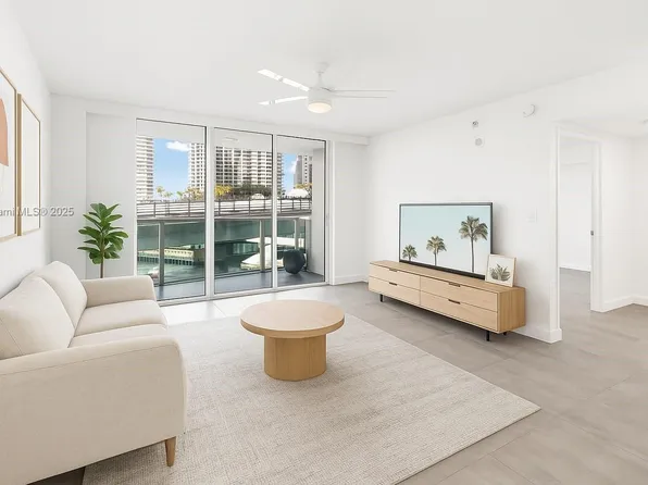 31 SE 5th St APT 707, Miami, FL 33131