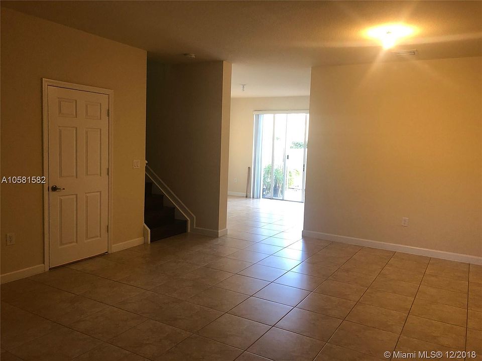 1st image of 11336 NW 87th Ln