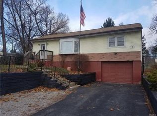 4 Bridle Path, Newburgh, NY 12550