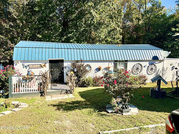 3rd image of 284 Ray Cross Rd