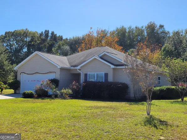 152 Sandalwood Cir, Statesboro, GA 30458