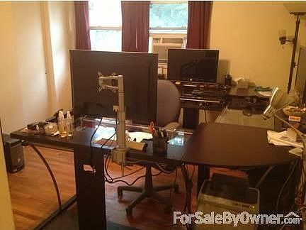 Awesome Kitchen
						:
						All Maple with Corian and Hardwood