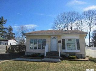 172 Amsterdam Ave, West Babylon, NY 11704
